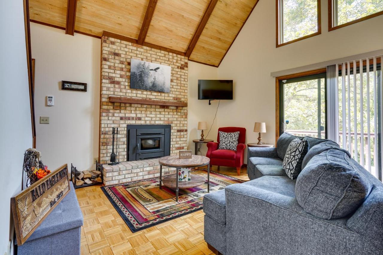 Howard Cabin Rental About 3 Mi To Apple Valley Lake! Mount Vernon Екстериор снимка