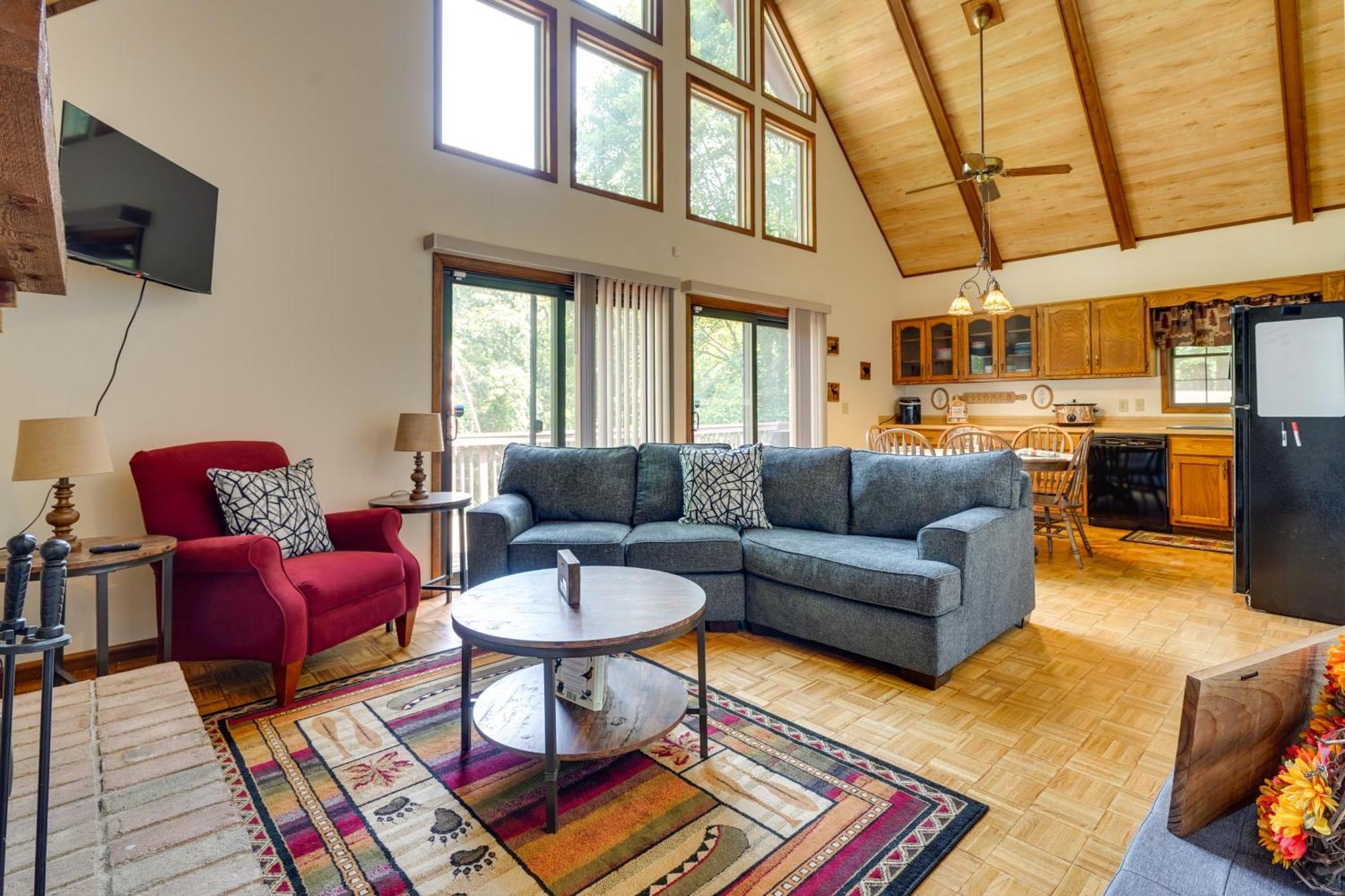 Howard Cabin Rental About 3 Mi To Apple Valley Lake! Mount Vernon Екстериор снимка