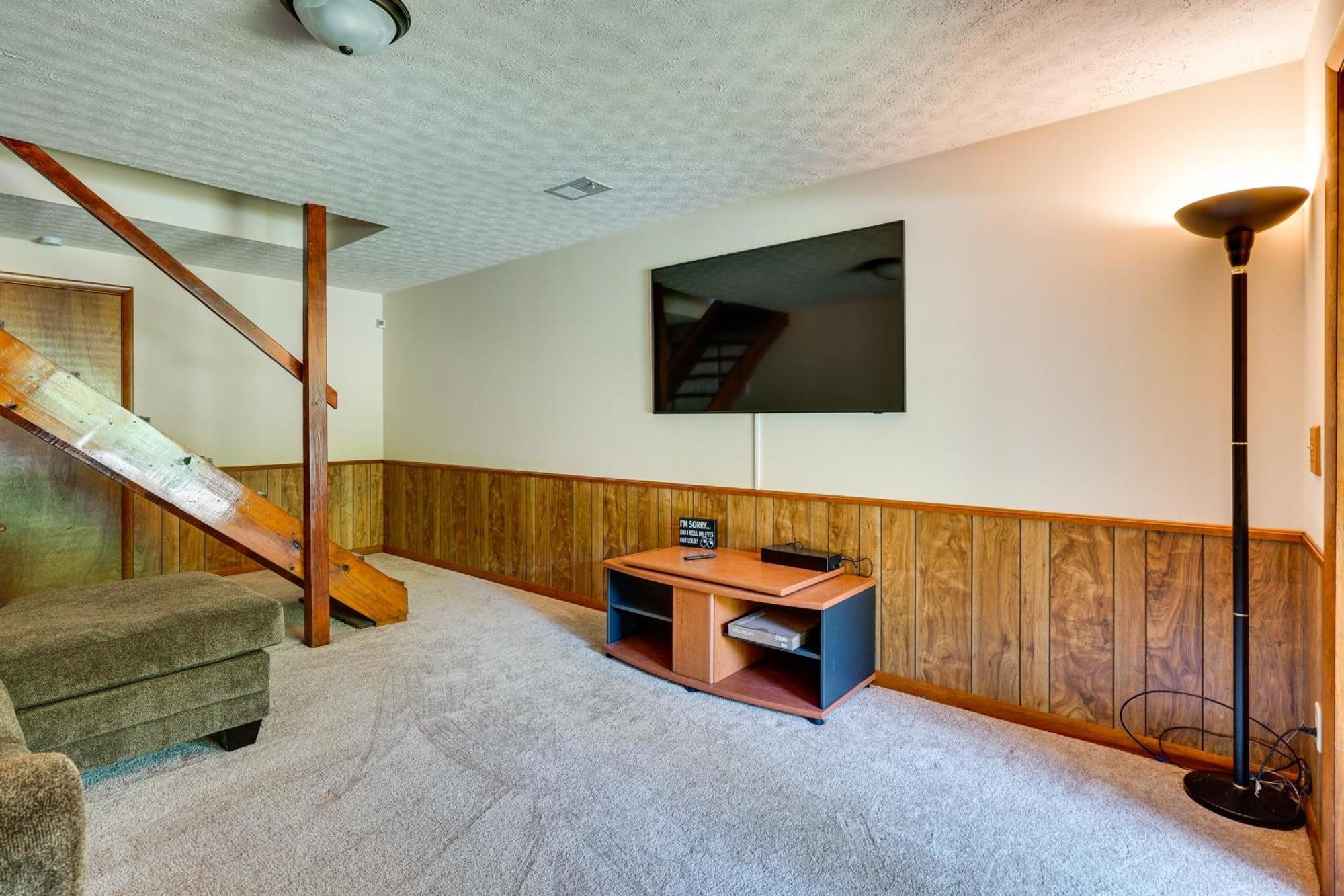 Howard Cabin Rental About 3 Mi To Apple Valley Lake! Mount Vernon Екстериор снимка