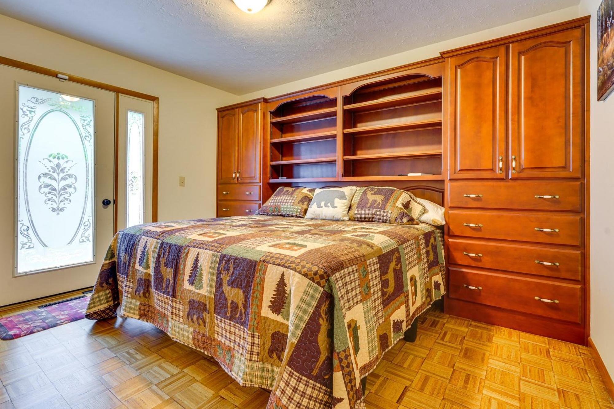 Howard Cabin Rental About 3 Mi To Apple Valley Lake! Mount Vernon Екстериор снимка